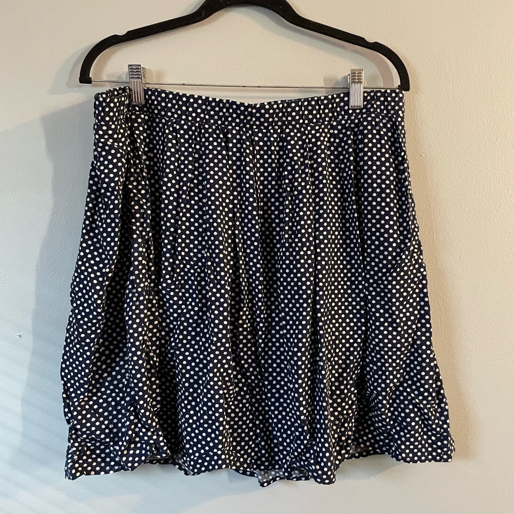 Old Navy Navy and White Polka Dot A-Line Skirt